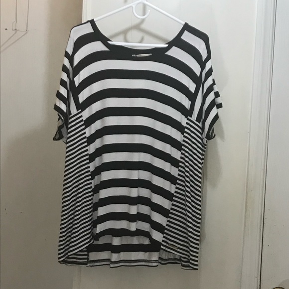 MICHAEL Michael Kors Tops - 3/$10 Michael Kors striped tee
